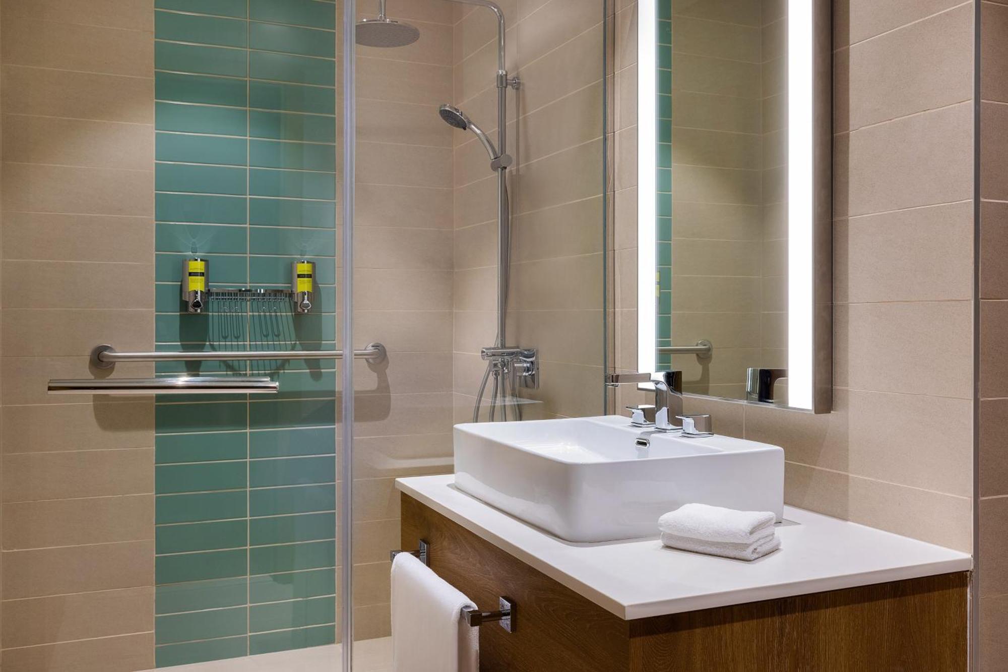 Element Al Mina, Jumeirah 3*